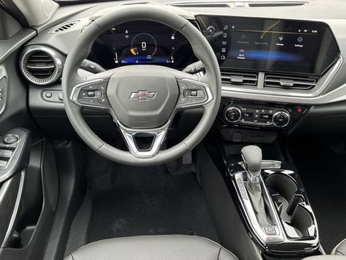 New 2026 Chevrolet Trax ACTIV w/ Driver Confidence Package FWD image 12