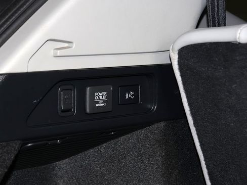Certified 2025 Acura MDX SH-AWD w/ Technology Package image 31