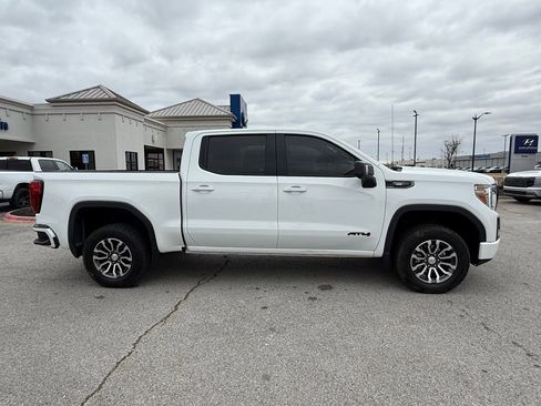 Used 2021 GMC Sierra 1500 AT4 w/ AT4 Premium Package image 8