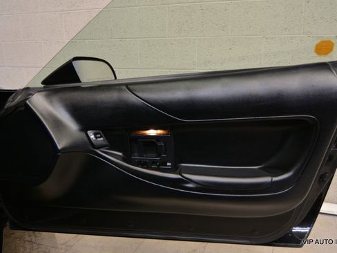 Used 1994 Chevrolet Corvette Coupe image 8