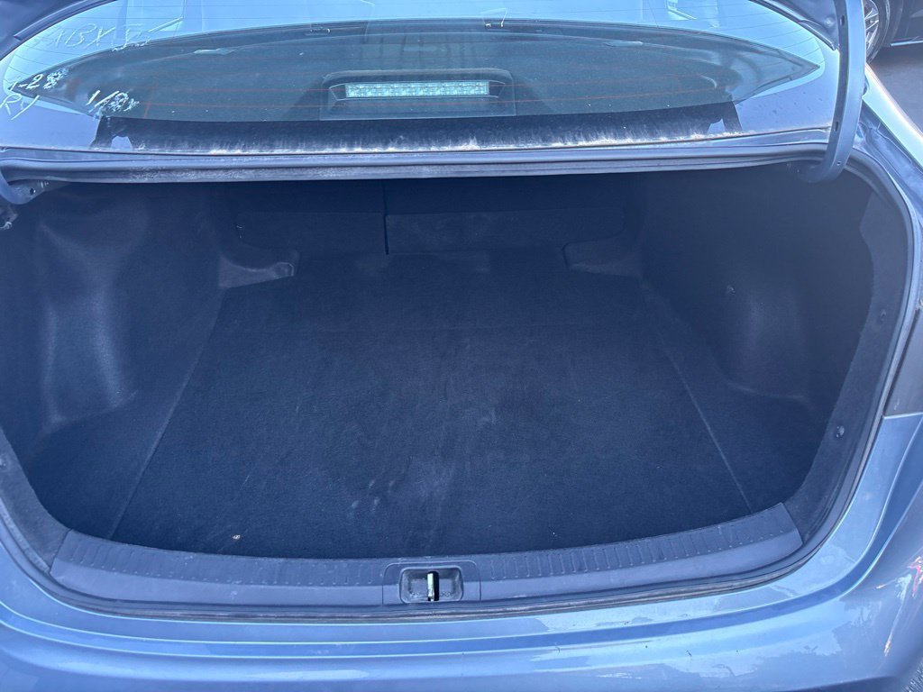 Used 2025 Toyota Corolla LE FWD image 10