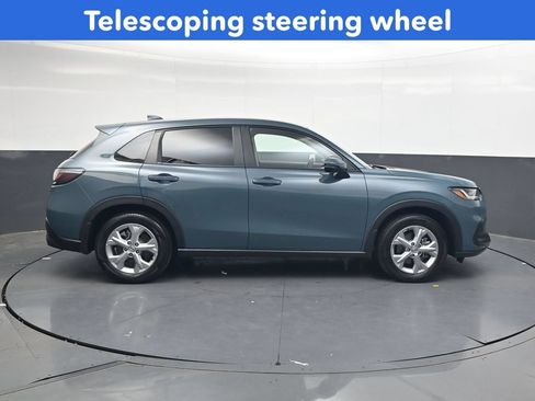 Certified 2024 Honda HR-V LX image 3