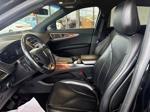 Certified 2020 Lincoln Nautilus Reserve w/ Monochromatic Package AWD/4WD image 11