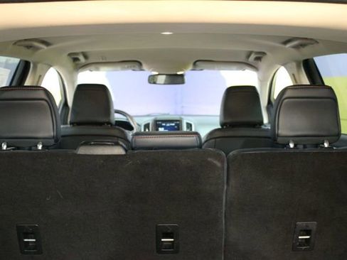 Used 2022 Ford Edge SEL w/ Sport Appearance Package image 16