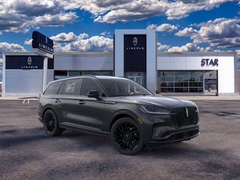 New 2026 Lincoln Aviator Reserve w/ Jet Appearance Package AWD/4WD image 7