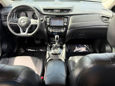 Used 2017 Nissan Rogue SL image 23