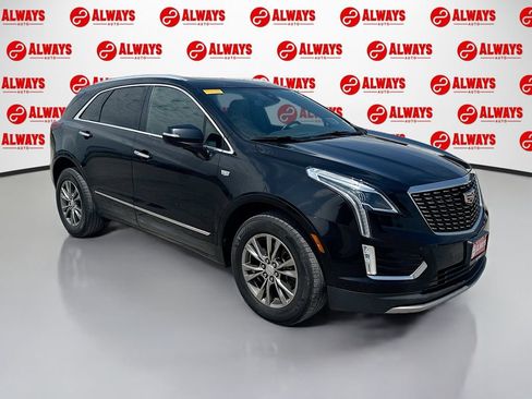 Used 2023 Cadillac XT5 Premium Luxury FWD image 3