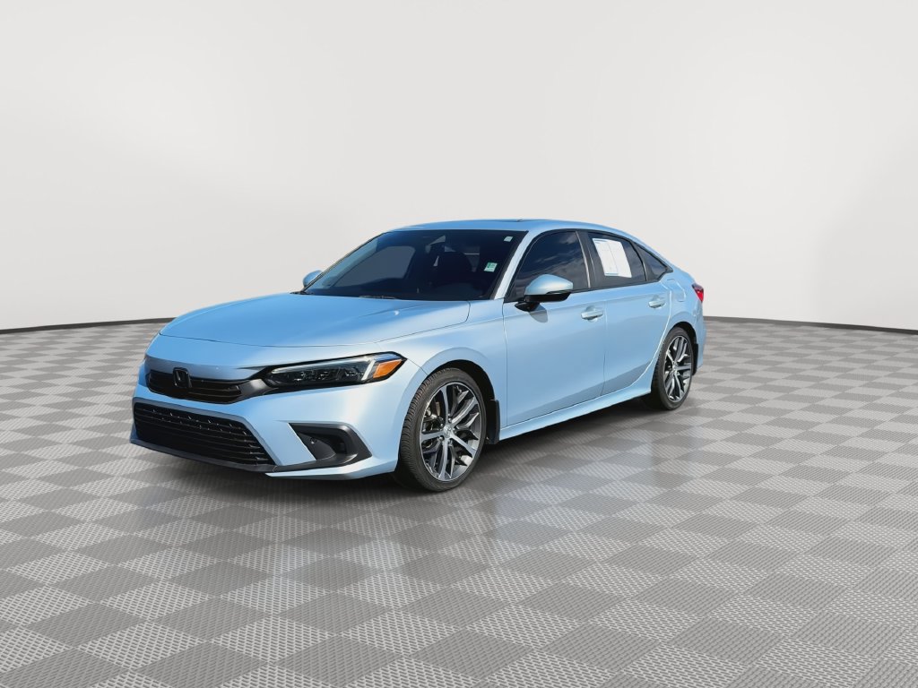 Used 2022 Honda Civic Touring image 4