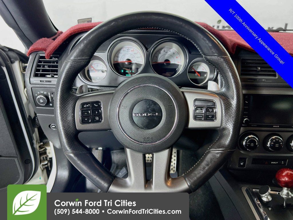 Used 2014 Dodge Challenger R/T RWD image 24