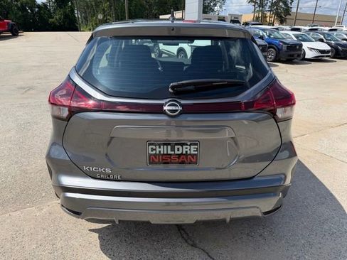 Certified 2025 Nissan Kicks Play S FWD image 7