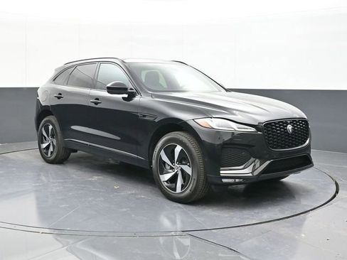 Used 2026 Jaguar F-PACE R-Dynamic S image 20