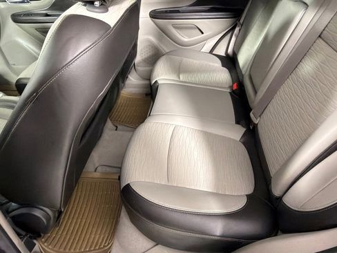 Used 2016 Buick Encore Convenience image 18