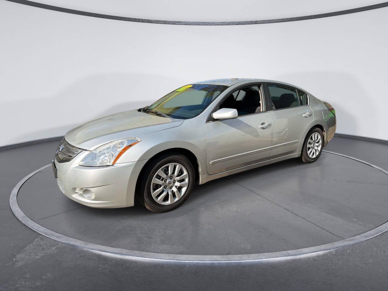 Used 2012 Nissan Altima 2.5 S FWD image 1