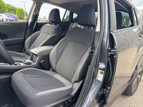 Used 2025 Subaru Crosstrek 2.0i Premium AWD/4WD image 17