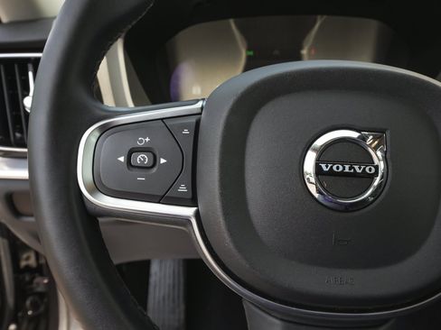Used 2024 Volvo S60 B5 Core AWD/4WD image 17