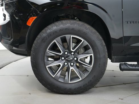 Used 2021 Chevrolet Tahoe Z71 image 34