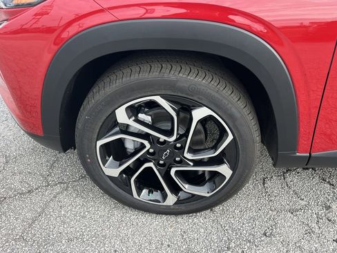 New 2026 Chevrolet Trax RS w/ Sunroof Package image 23