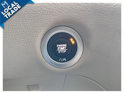 Used 2022 Chrysler Pacifica Limited image 23