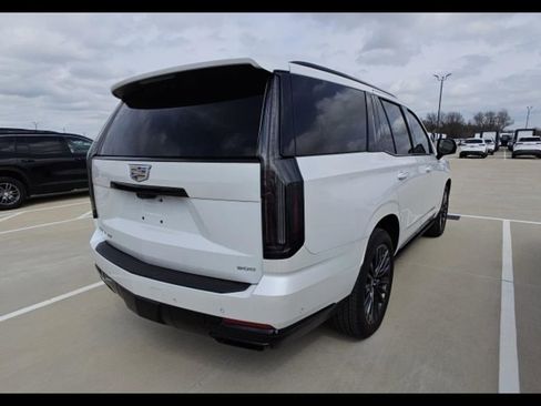 Used 2025 Cadillac Escalade Sport Platinum image 10