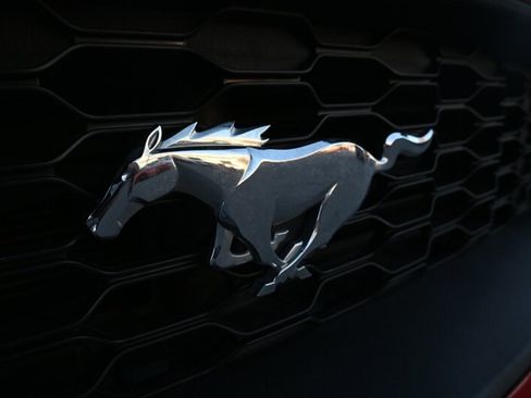 Used 2020 Ford Mustang Coupe RWD image 48