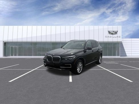 Used 2023 BMW X5 xDrive40i w/ Premium Package AWD/4WD image 6