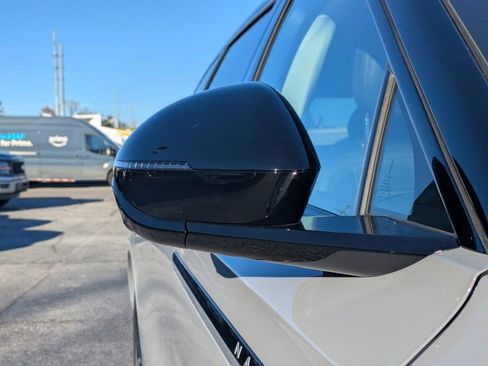 New 2026 Lincoln Nautilus Reserve image 12