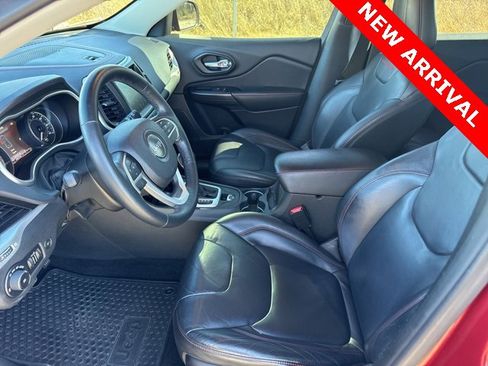 Used 2014 Jeep Cherokee Trailhawk w/ Comfort/Convenience Group image 9