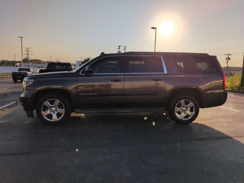 Used 2015 Chevrolet Suburban LT w/ Max Trailering Package AWD/4WD image 2
