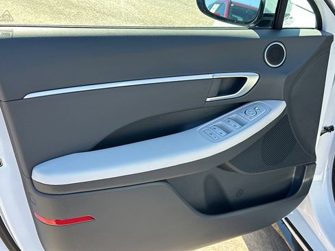 New 2026 Hyundai Sonata SEL FWD image 11