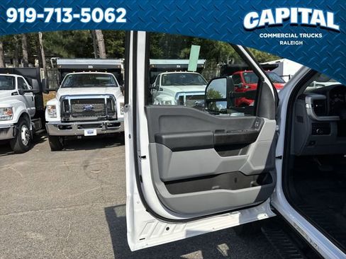 New 2024 Ford F550 4x4 Regular Cab Super Duty image 19