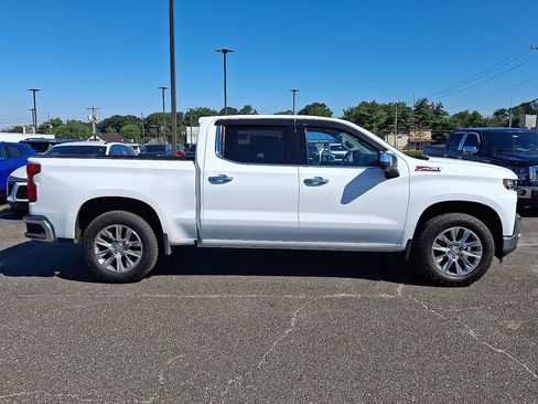 Used 2022 Chevrolet Silverado 1500 LTZ w/ LTZ Convenience Package II AWD/4WD image 13
