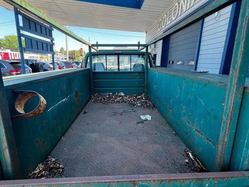 Used 1992 Ford F350 4x4 Regular Cab image 9