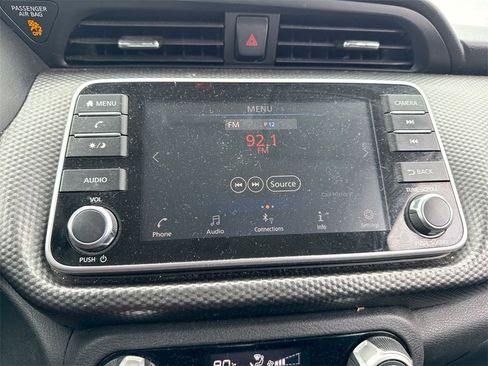 Used 2020 Nissan Kicks SV image 16