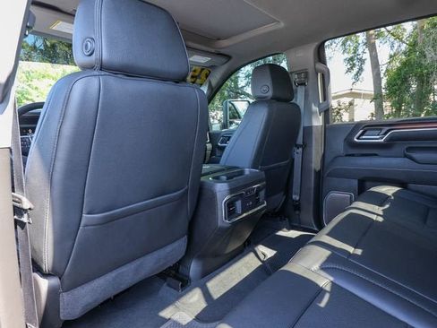 Used 2025 GMC Sierra 3500 Denali w/ Denali Reserve Package AWD/4WD image 27