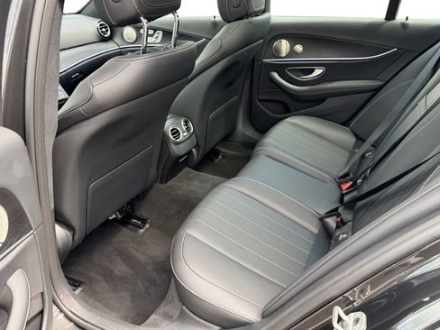 Used 2023 Mercedes-Benz E 350 4MATIC Sedan image 12