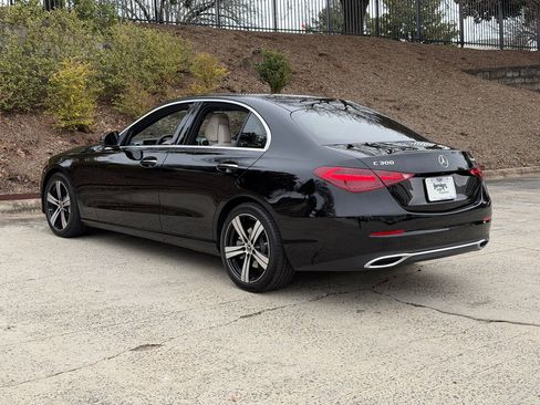 Used 2025 Mercedes-Benz C 300 4MATIC Sedan image 5