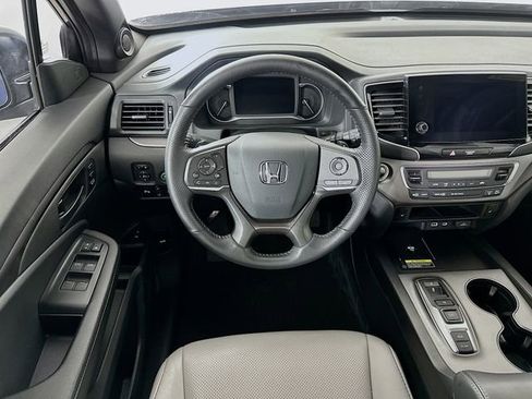 Certified 2024 Honda Passport EX-L image 4