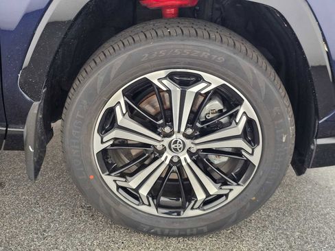 Used 2023 Toyota RAV4 XSE image 9