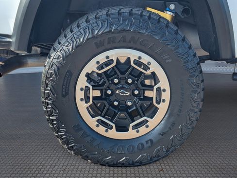 Used 2023 Chevrolet Colorado ZR2 w/ Desert Boss Special Edition image 10