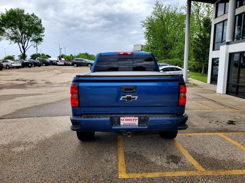Used 2018 Chevrolet Silverado 1500 LT w/ LPO, Black Pack AWD/4WD image 6