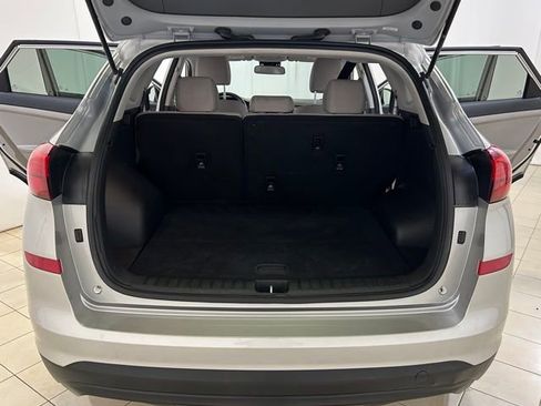 Used 2020 Hyundai Tucson SE image 13