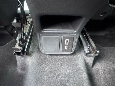 Used 2023 Buick Encore GX Select AWD/4WD image 34