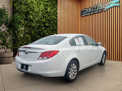 Used 2012 Buick Regal Leather FWD image 3