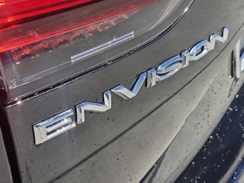 Used 2022 Buick Envision Essence w/ Sport Touring Package image 12