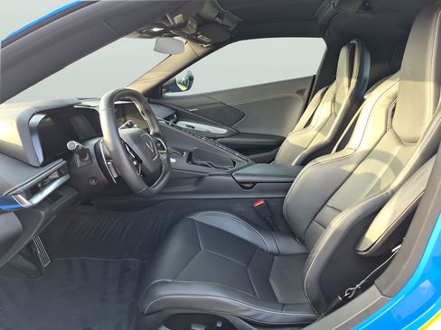 Used 2023 Chevrolet Corvette Stingray Coupe w/ 1LT RWD image 26