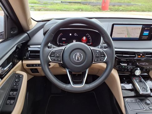 Used 2024 Acura MDX FWD w/ Technology Package image 16