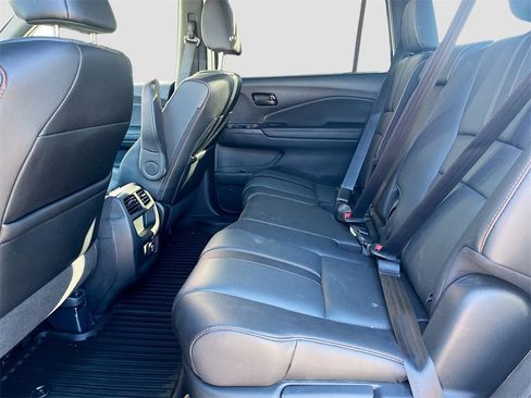 Used 2023 Honda Passport TrailSport image 24