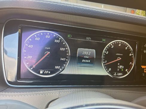 Used 2015 Mercedes-Benz S 550 4MATIC Sedan image 4