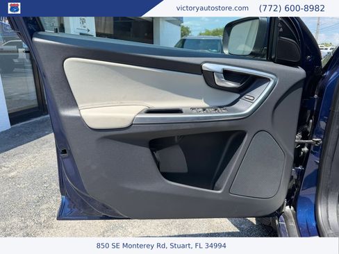 Used 2015 Volvo XC60 T6 Platinum AWD/4WD image 10