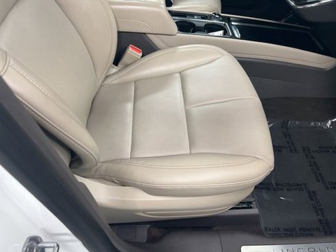 Certified 2023 Lincoln Corsair AWD w/ Equipment Group 101A image 23